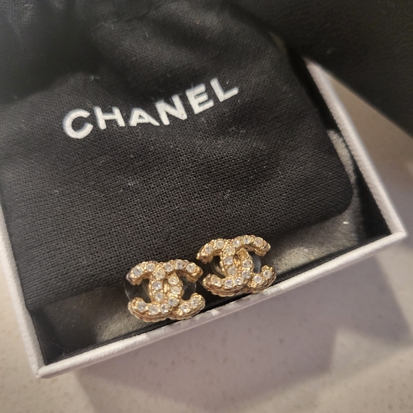 Chanel Boucles Oreille Earrings - Picture 3 of 4